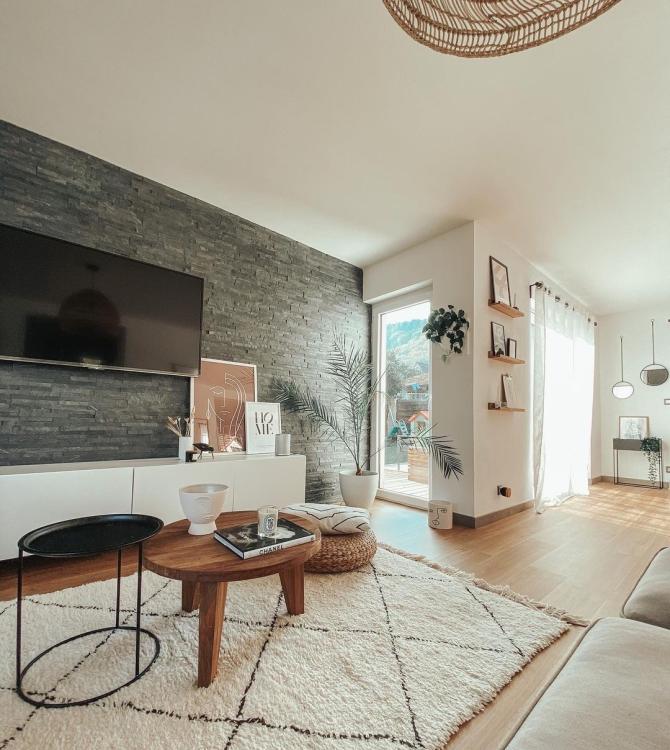 A metamorphosis of natural wood