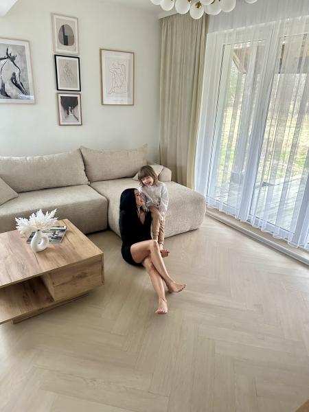 blomma beige hb